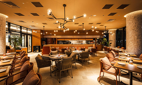The TRATTORIA SALVATORE CAFE BASEGATE���l�֓�