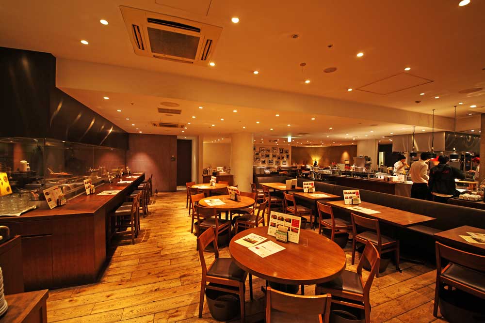 PIZZA SALVATORE CUOMO & GRILL 6