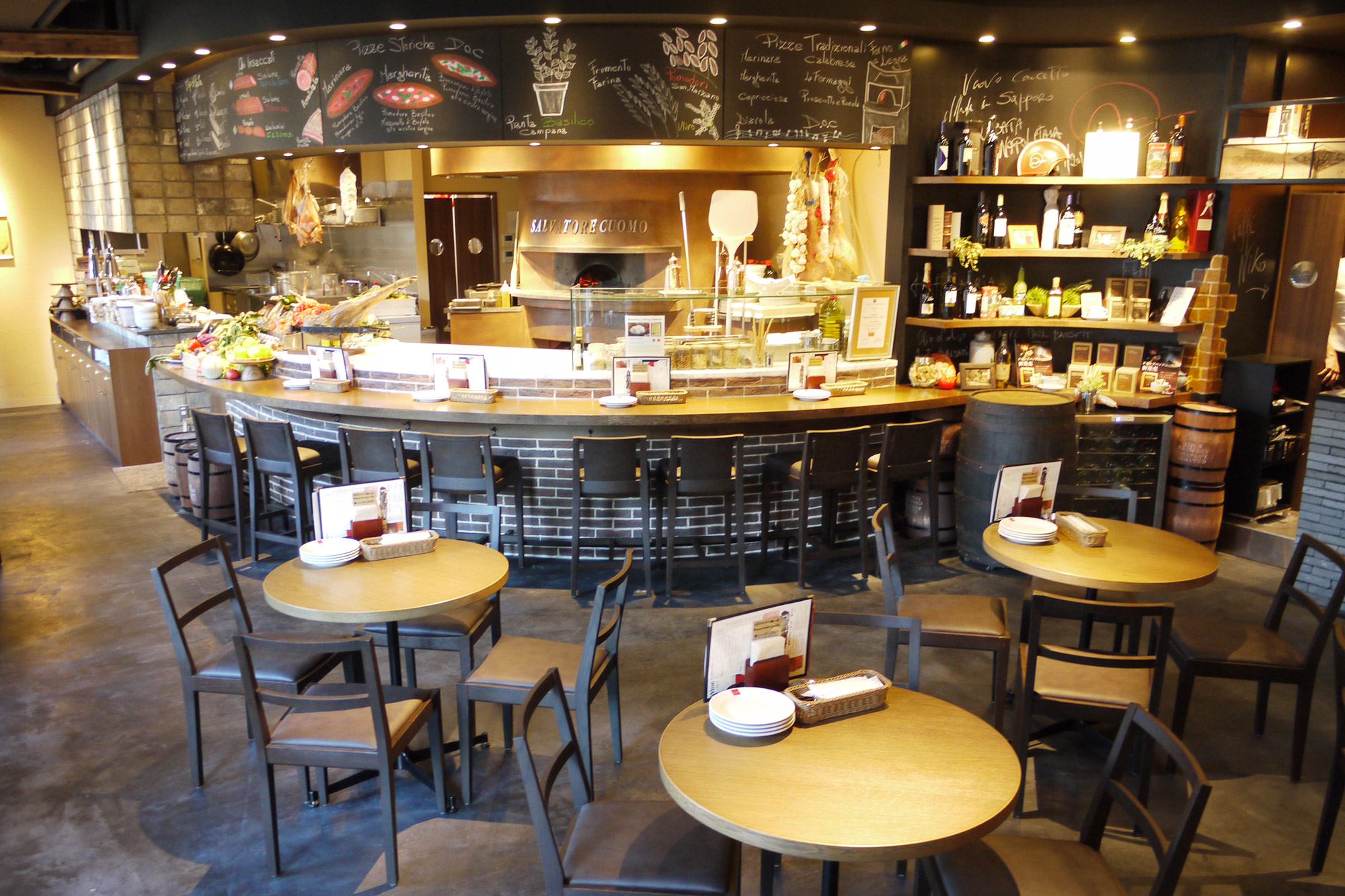 SALVATORE CUOMO & BAR 1