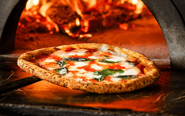 広島八丁堀のピザ・イタリアン ピッツァ サルヴァトーレ クオモ アンド